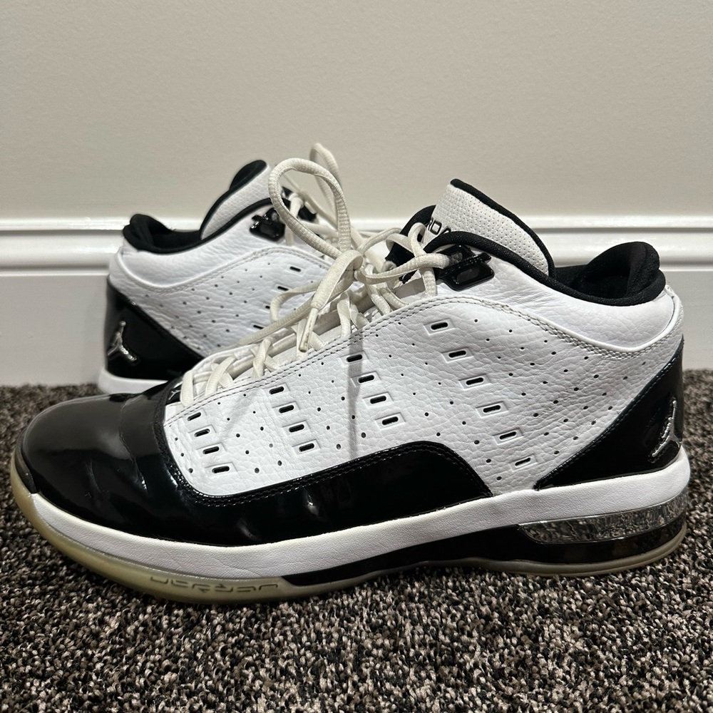 Jordan One6One7 Concord “Black / White” Sneaker 2010 - Picture 2 of 8